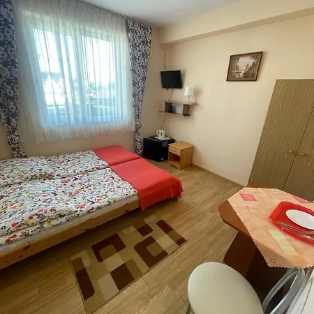 Olenka Maria Renusz Accommodatie bij particulieren