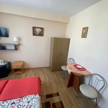 Olenka Maria Renusz Accommodatie bij particulieren *
